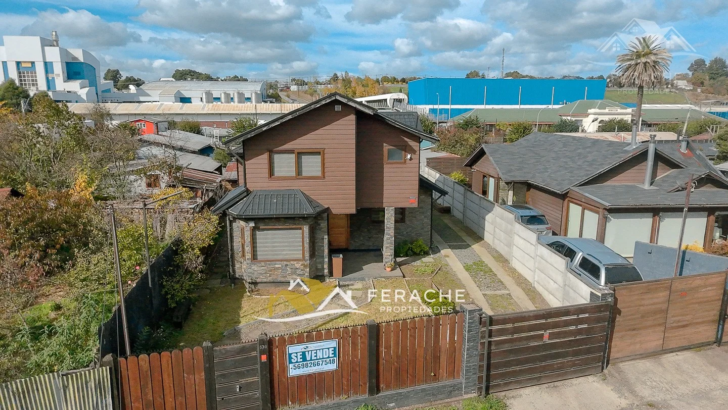 Casa en Venta – Av. Industrial, La Unión, La Unión
